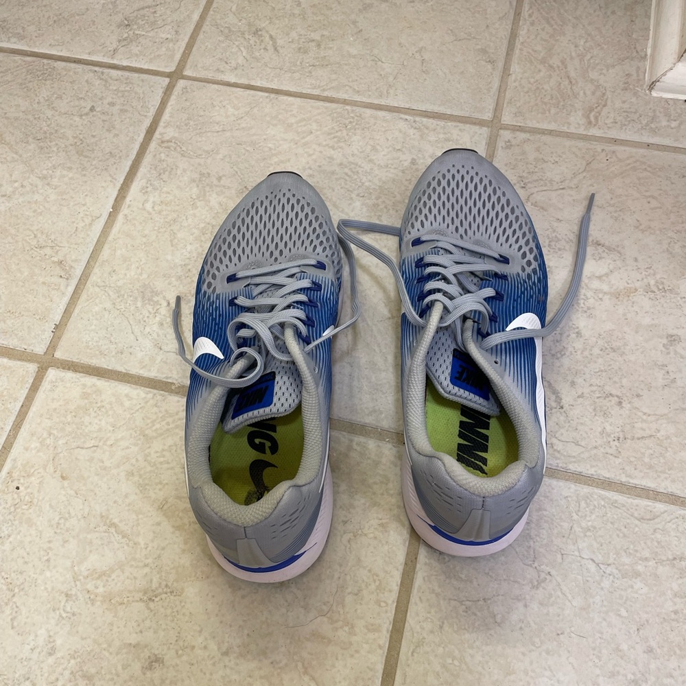 Men’s Nike Running Shoes, Size 11.5